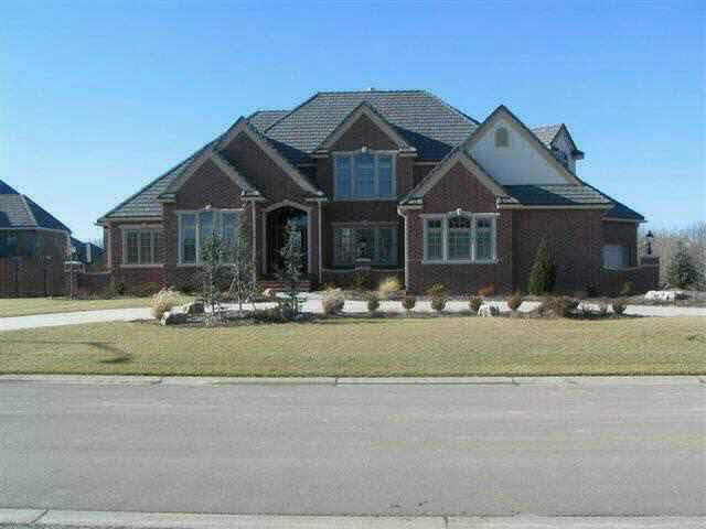 2319 N Rosemont Cir THE HAWTHORNE, Wichita, KS 67228