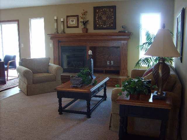 2043 Brookstone, Derby, KS 67037