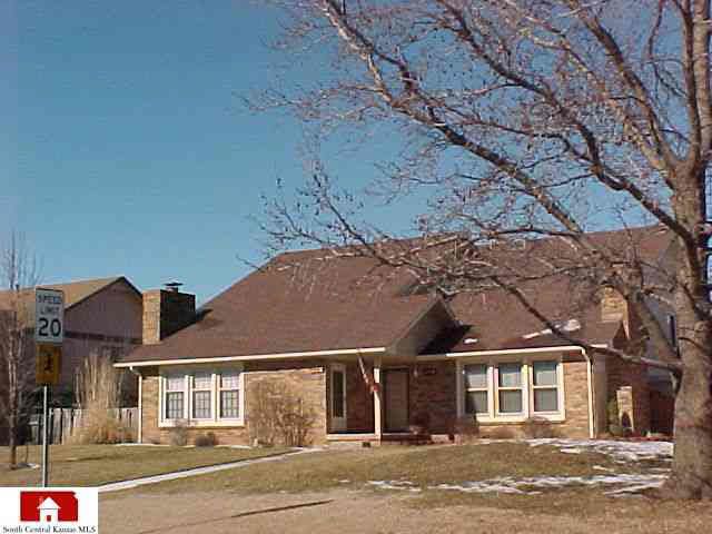 1116 E Kay St, Derby, KS 67037