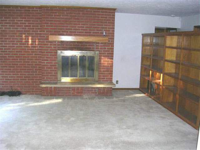 1817 N Edgemoor, Wichita, KS 67208