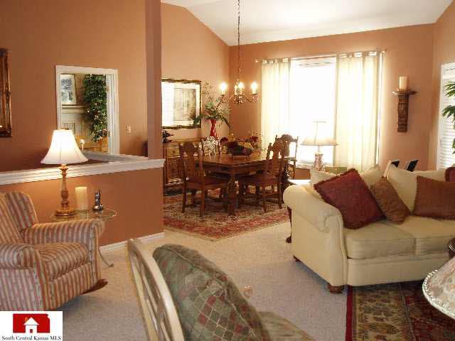 633 Glendevon, Andover, KS 67002