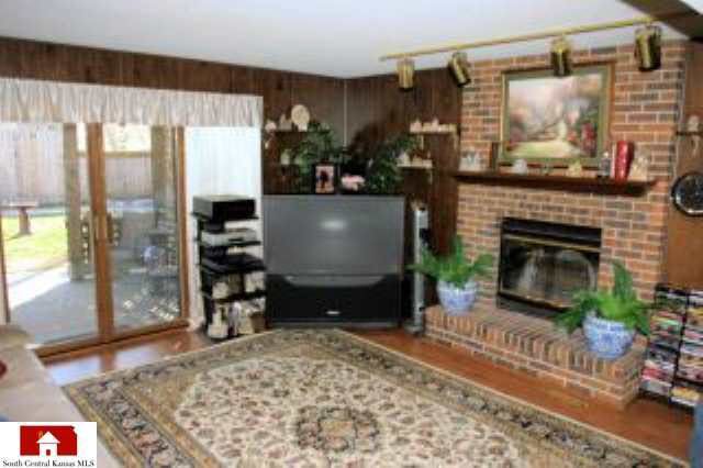 8925 W Bekemeyer, Wichita, KS 67212