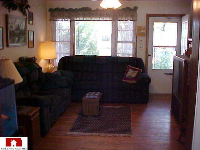 1620 E Alta, Wichita, KS 67216