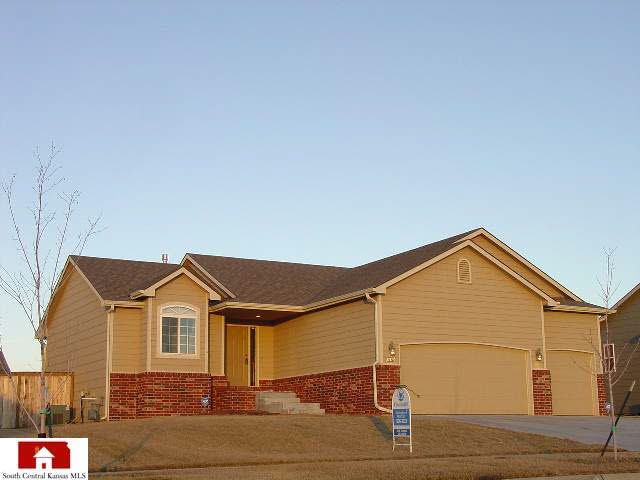 12126 E Boxthorn, Wichita, KS 67226