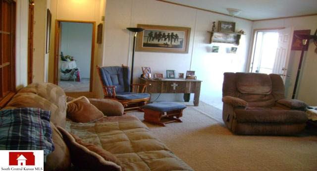 1309 N Hillside, Mulvane, KS 67110