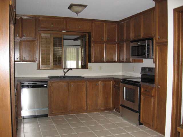 237 N Live Oak, Wichita, KS 67206