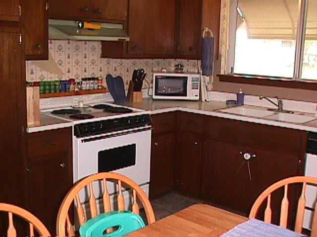 905 SE 3rd, Newton, KS 67114