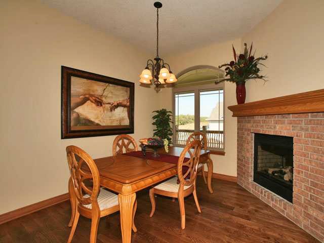 806 Verona Ct, Andover, KS 67002