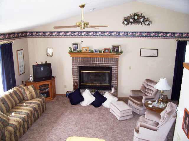 106 E Buckthorn, Derby, KS 67037