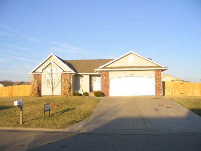 208 Poston, Rose Hill, KS 67133