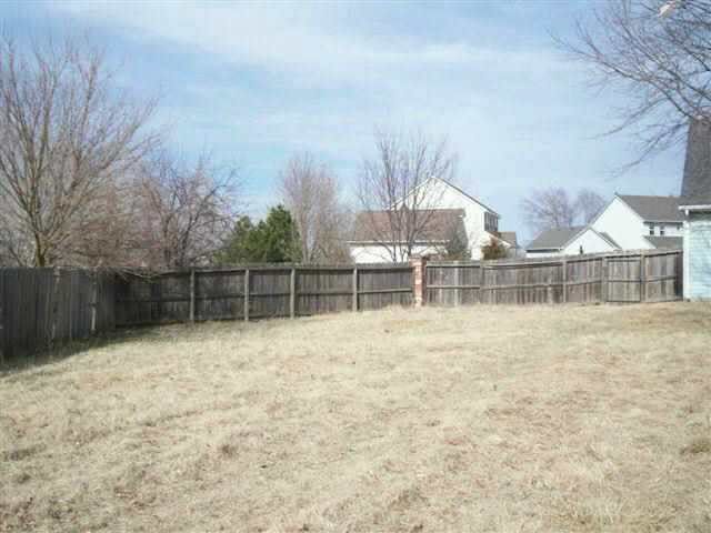 5207 E Pembrook RESTRICTED ENTRY CALL BROKER, Wichita, KS 67220