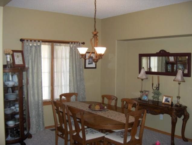 4914 N Hedgerow, Bel Aire, KS 67220
