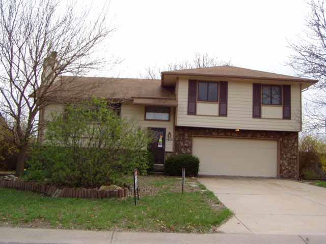 1613 Brendonwood, Derby, KS 67037