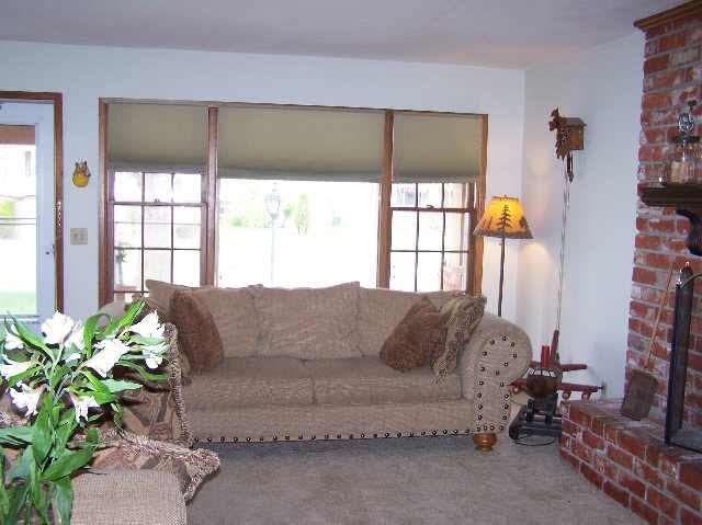 6110 E Danbury, Bel Aire, KS 67220