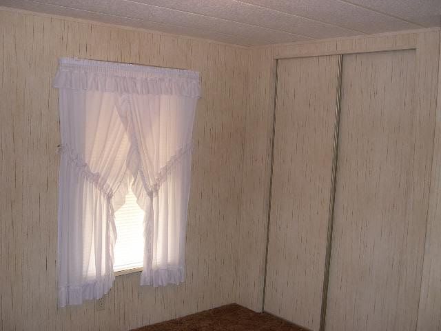 2850 E Ford, Valley Center, KS 67147