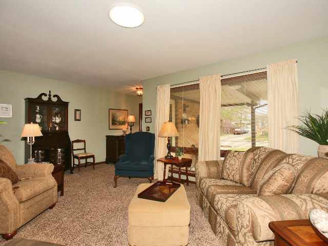 2009 Rita, Wichita, KS 67213