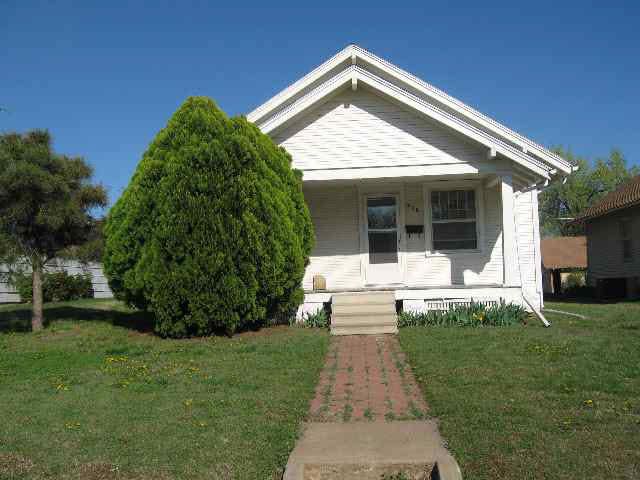 808 N Main St, Kingman, KS 67068