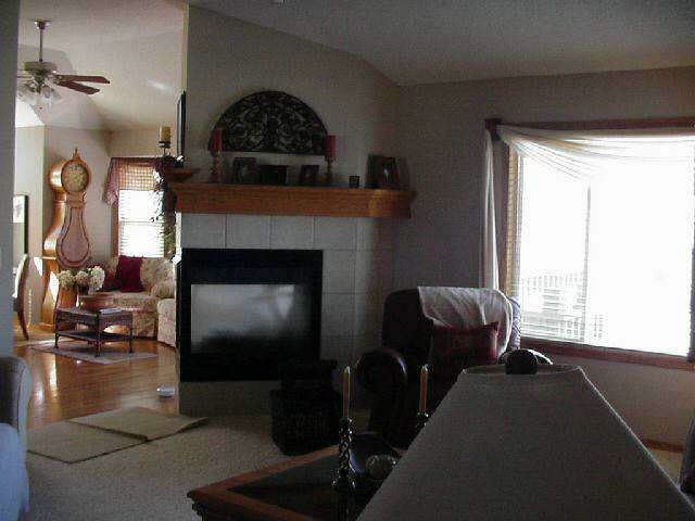 1718 E Pine Grove Ct, Derby, KS 67037