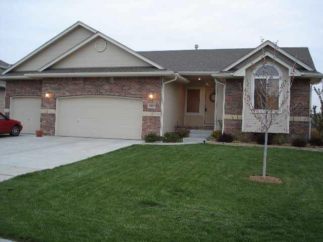 4509 E Eagles Ldg, Wichita, KS 67220