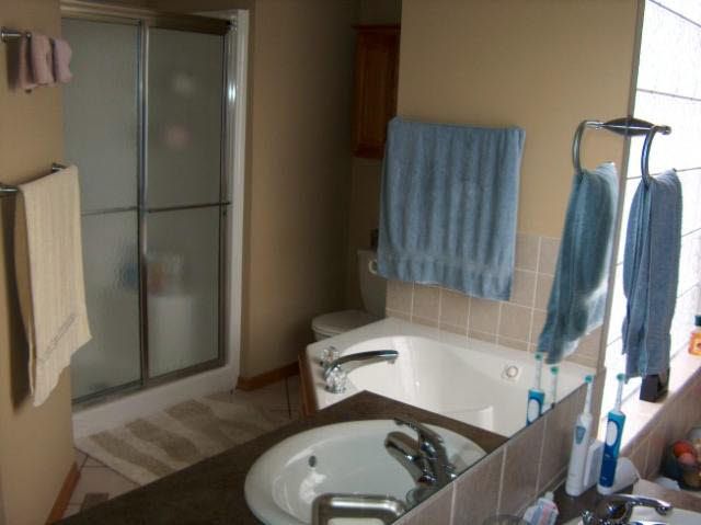 2222 Tuscany Cir, Andover, KS 67002