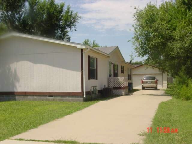1841 S Everett, Wichita, KS 67213