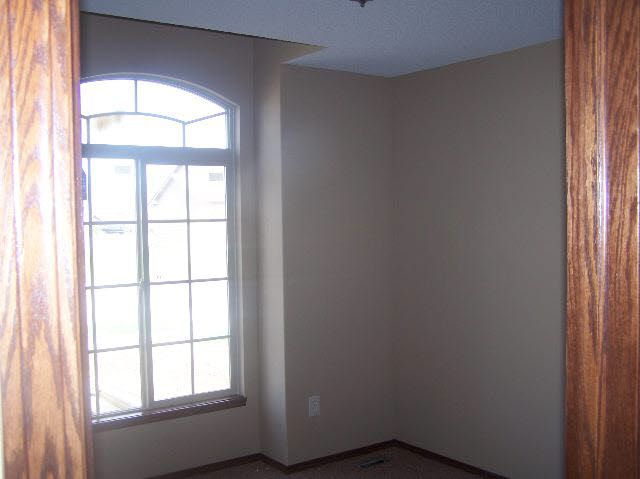 4434 E Falcon, Wichita, KS 67226