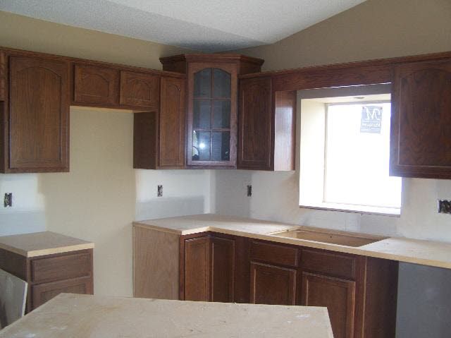 4434 E Falcon, Wichita, KS 67226