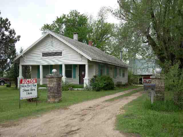 6945 N Seneca, Valley Center, KS 67204