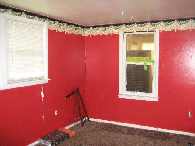 301 11th St, Newton, KS 67114