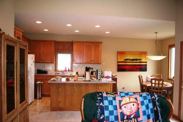 2753 Old Spring Ct, Derby, KS 67037