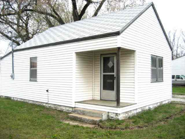 3636 W Douglas, Wichita, KS 67203