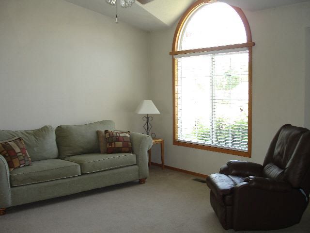 8117 W 16th, Wichita, KS 67212
