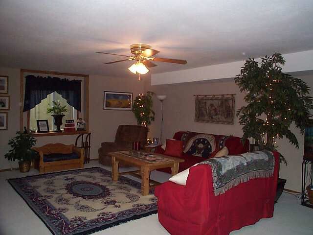 1013 Park, Rose Hill, KS 67133