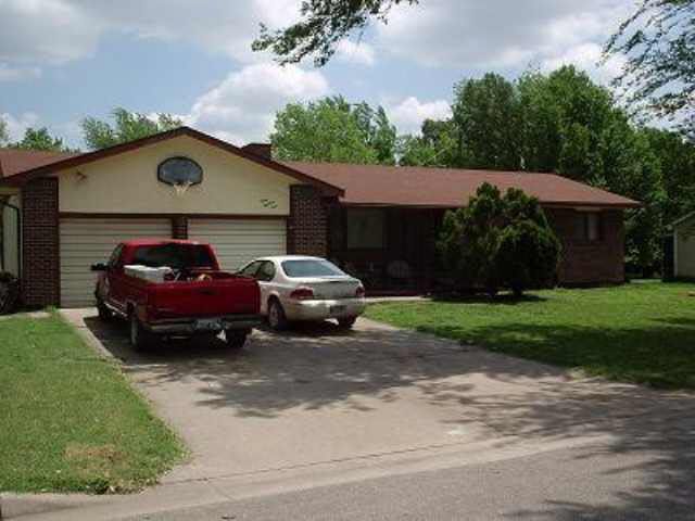 304 Central, Newton, KS 67114