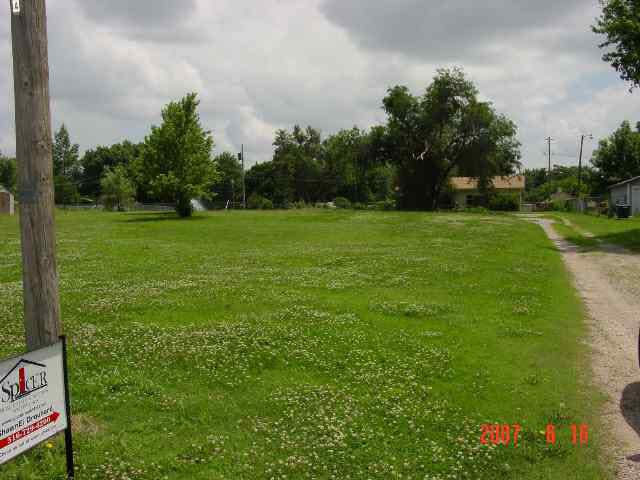 3301 E Navajo, Wichita, KS 67216