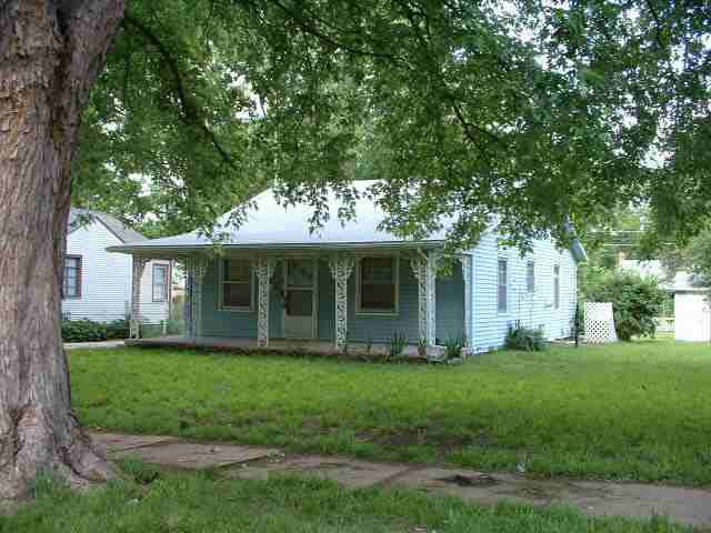 712 S Pershing, Wichita, KS 67218
