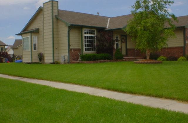 1827 Covington, Wichita, KS 67209
