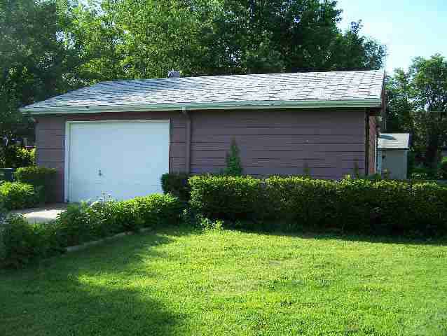 3423 E Crystal, Wichita, KS 67216
