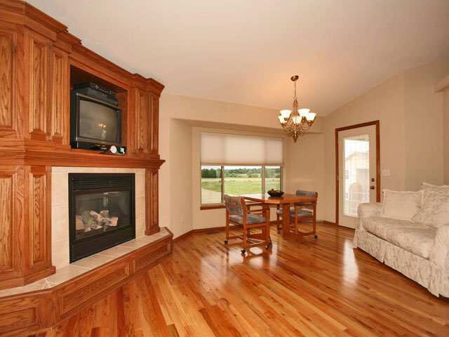 8157 E Old Mill Ct, Wichita, KS 67226