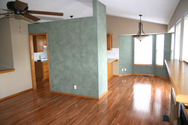 4916 Shadow Ln, Park City, KS 67219