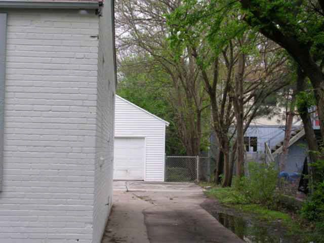 728 S Broadview, Wichita, KS 67218