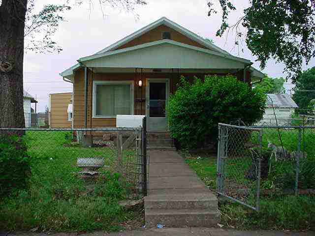 1314 E Lincoln, Wellington, KS 67152