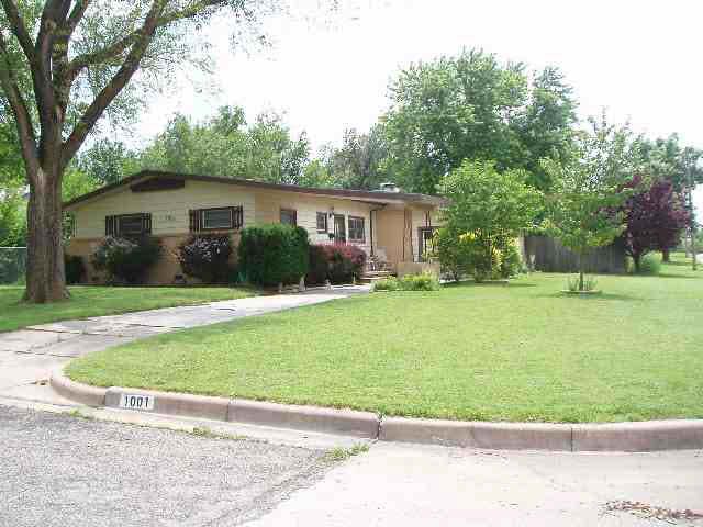 1001 Wicker St, Wichita, KS 67207