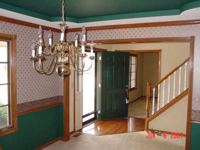 1349 Broadmoor St, Derby, KS 67037