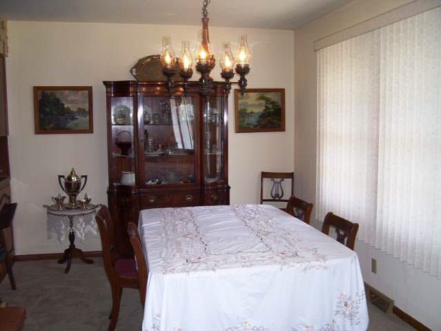 5 N Lakeview Dr, Goddard, KS 67052