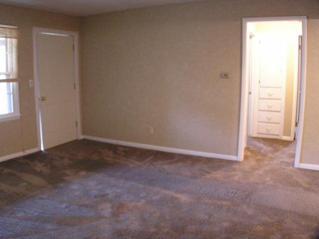 1321 E Amsden, Wichita, KS 67216