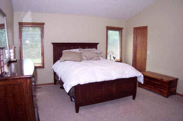 313 Pinecrest Pl, Andover, KS 67002