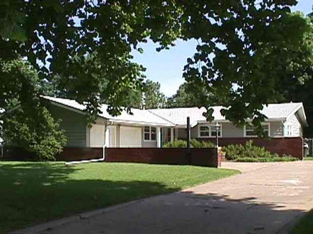 4110 W 17th No, Wichita, KS 67212