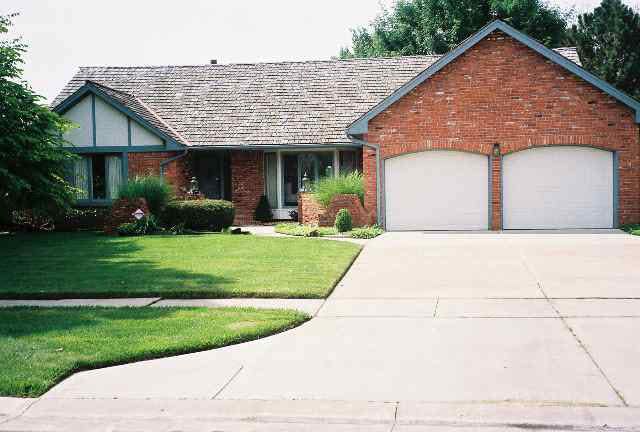 8609 E Brookhollow, Wichita, KS 67206