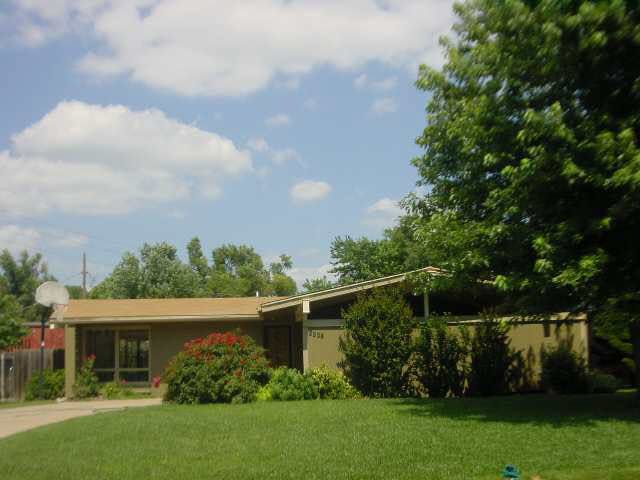 2528 N Halstead, Wichita, KS 67204